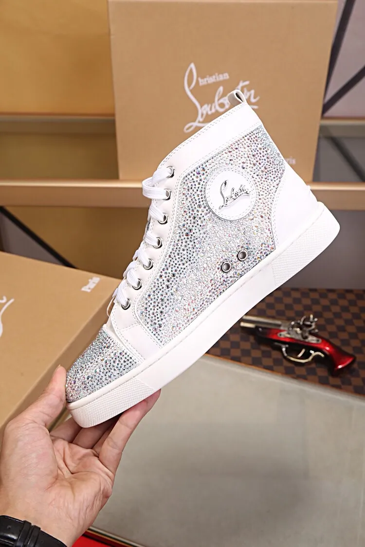 Ex-factory price 480. christian louboutin (CL red sole shoes) counter hot diamond series, high-top casual sneakers for couples 📢 📢 📢 Exclusive hot style release 🎈🎈💪 Movable latex feet 👻 Finished outsole sewing line [satisfied] 😝Female 35-40# Male 38#-46, global supply😝 [Top version]: original imported cowhide upper, top original leather lining, original molded TPU outsole, original 1:1 detail processing, original shoe last, large quantity available from stock,